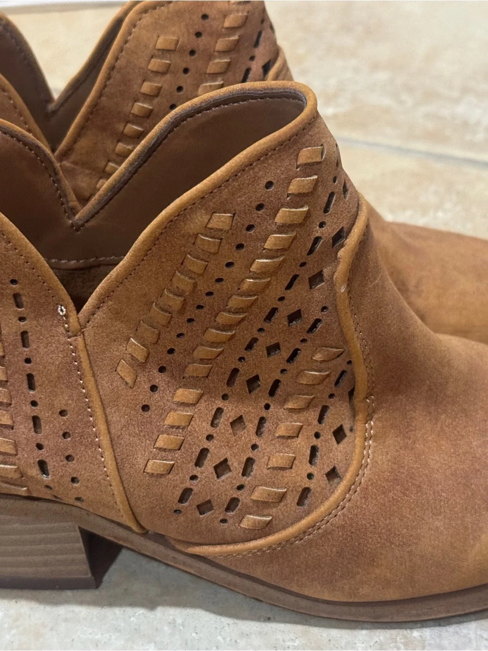 Men's Suede Slip-On Ankle Shoes in Tan